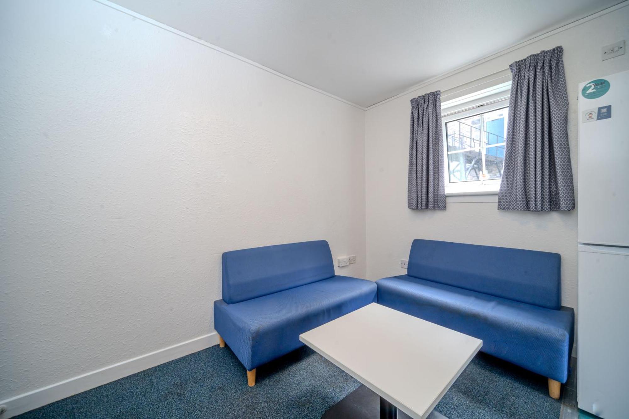 Joivy Budget 4,5 And 6 Bed Private Flats, In Historic Old Town (Adults Only) EDI Eksteriør billede