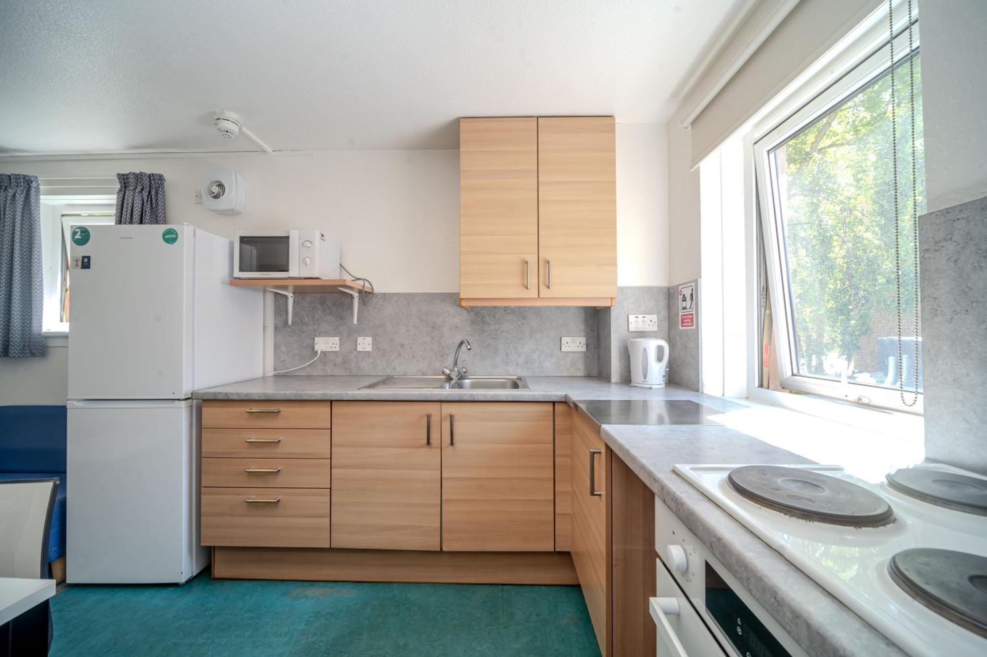 Joivy Budget 4,5 And 6 Bed Private Flats, In Historic Old Town (Adults Only) EDI Eksteriør billede